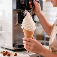 Softeis Pulver Haselnuss 1 kg IceBär für Softeismaschine 1:2,5 Mischung